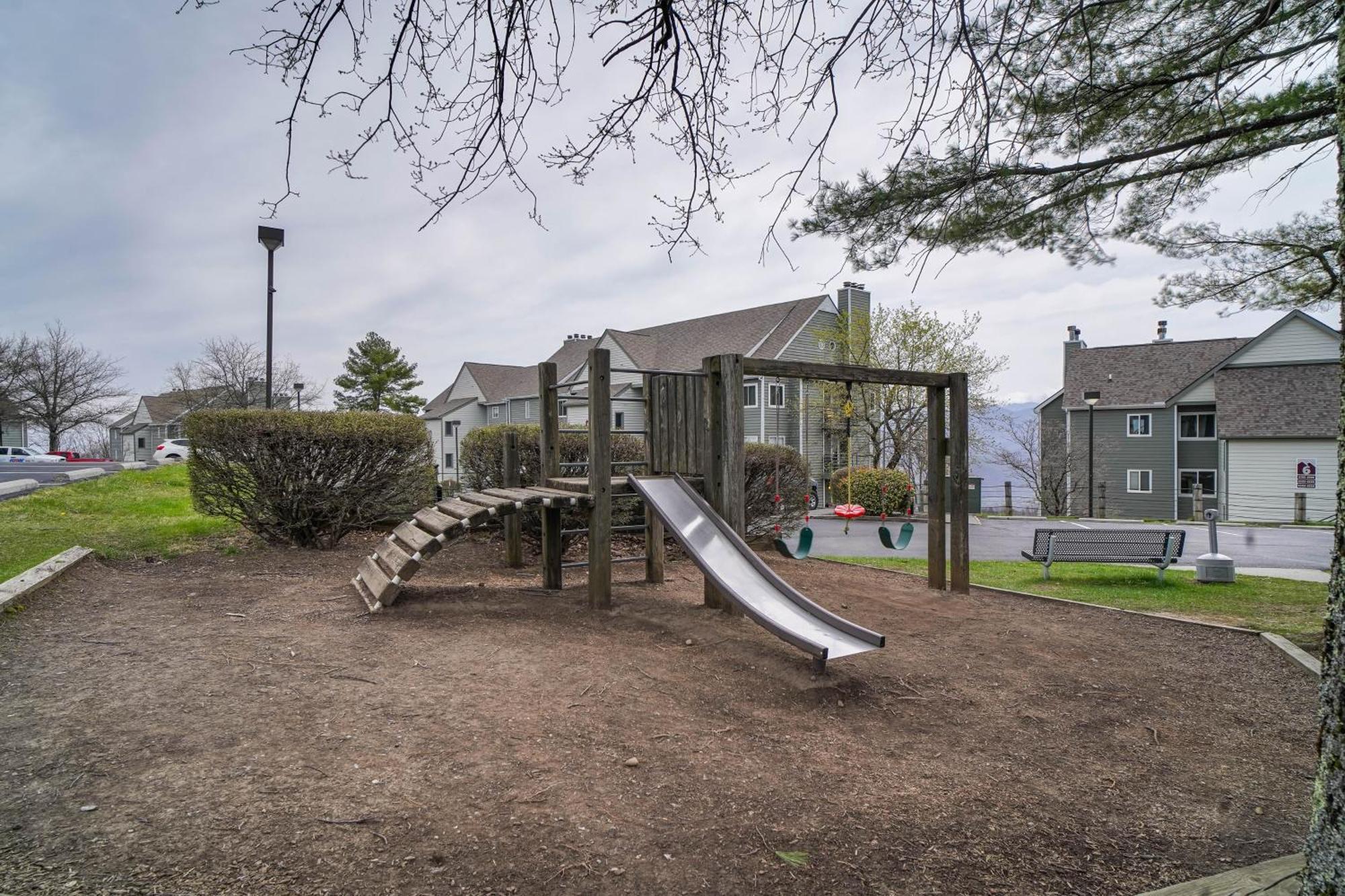 Lovely Gatlinburg Condo Pool Less Than 2 Mi To Tramway! Extérieur photo
